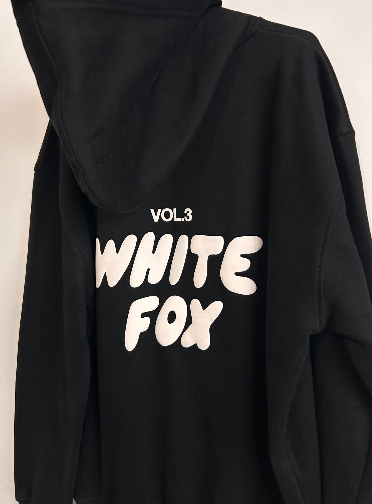White Fox Black Hoodie S/M